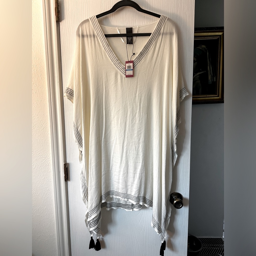 Tassel trim pancho by Vince Comuto, New with tags, one size fits most.